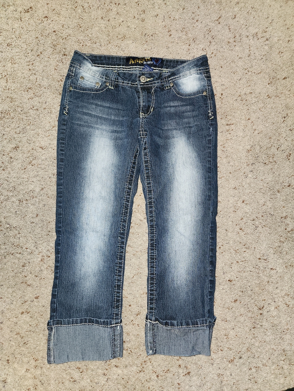 Angels Blue Washed Denim Cuffed Capri Jeans For Woman Size 7